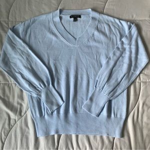 small light blue banana republic v neck sweatshirt